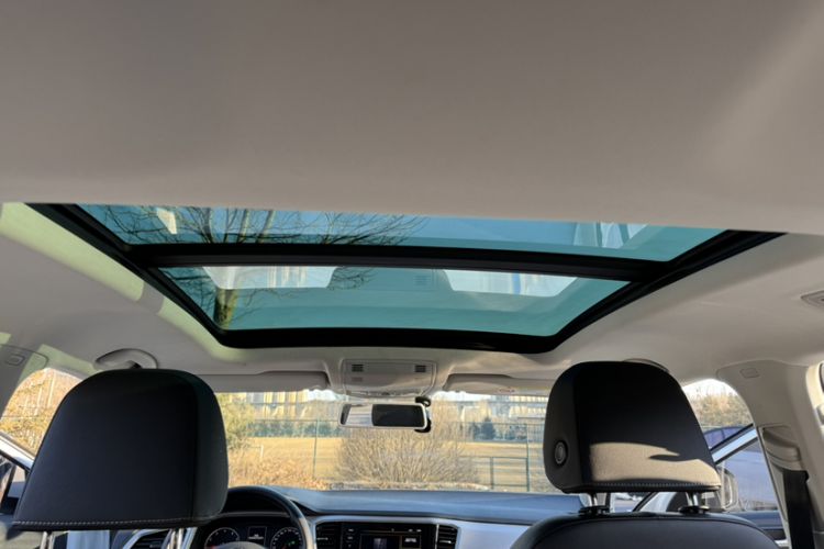 Used Volkswagen T-ROC 2020 280TSI DSG Two-Wheel-Drive Elite Version Headliner