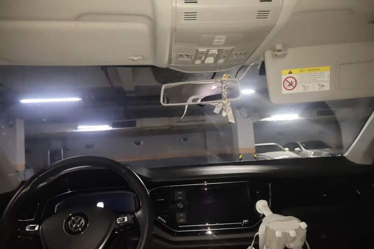 Used Volkswagen T-ROC 2020 280TSI DSG Two-Wheel Drive Comfort Version Headliner
