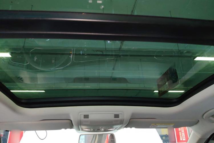 Used Volkswagen T-ROC 2020 280TSI DSG Two-Wheel Drive Comfort Version Headliner