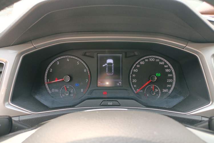 Used Volkswagen T-ROC 2020 230TSI DSG Two-Wheel Drive Advanced Version Instrument Cluster