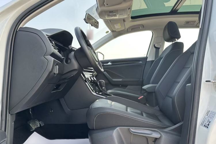 Used Volkswagen T-ROC 2020 280TSI DSG Two-Wheel Drive Comfort Version Interior 1
