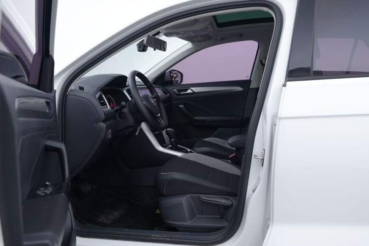 Used Volkswagen T-ROC 2020 280TSI DSG Two-Wheel-Drive Elite Version Interior 1