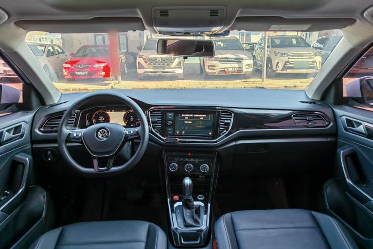 Used Volkswagen T-ROC 2020 280TSI DSG Two-Wheel Drive Comfort Version Interior 1