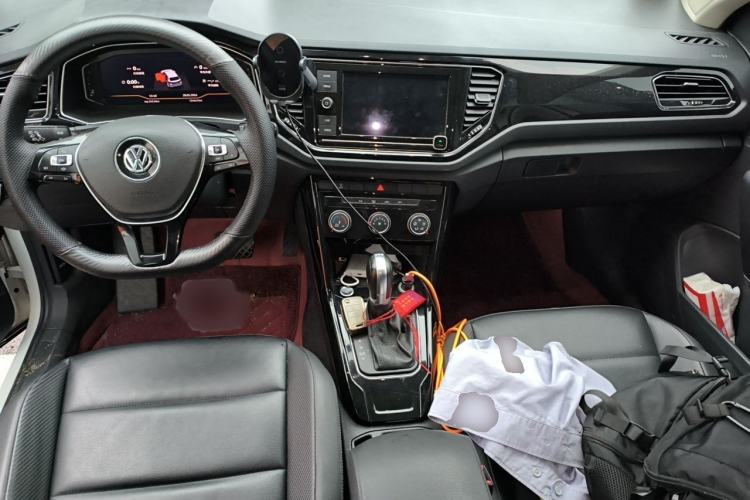 Used Volkswagen T-ROC 2020 280TSI DSG Two-Wheel Drive Comfort Version Interior 2