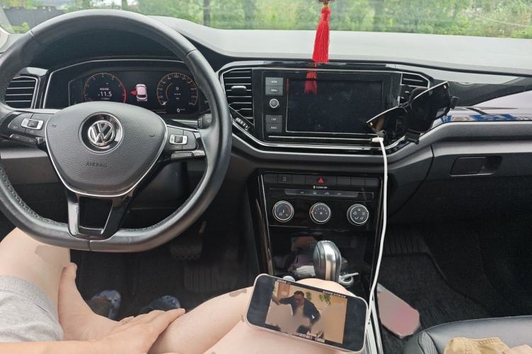 Used Volkswagen T-ROC 2020 280TSI DSG Two-Wheel Drive Comfort Version Interior 2