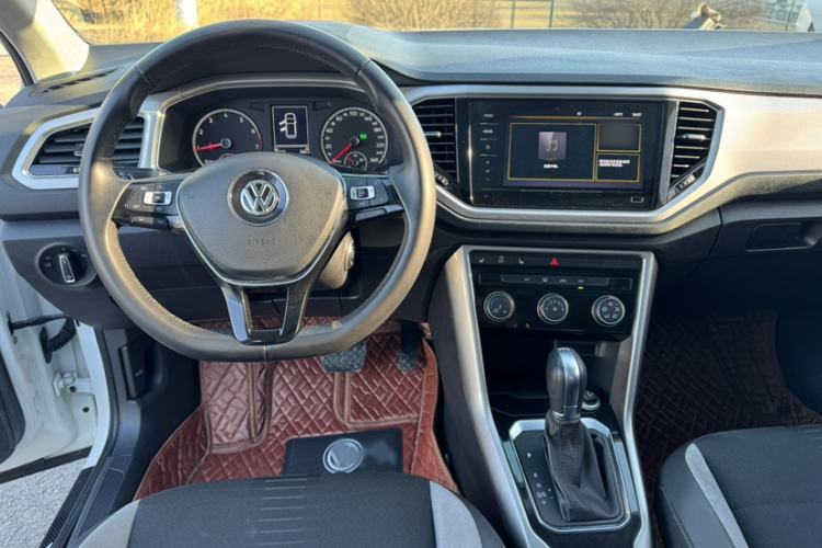 Used Volkswagen T-ROC 2020 280TSI DSG Two-Wheel-Drive Elite Version Interior 2
