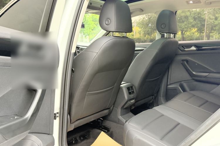 Used Volkswagen T-ROC 2020 280TSI DSG Two-Wheel Drive Comfort Version Interior 4