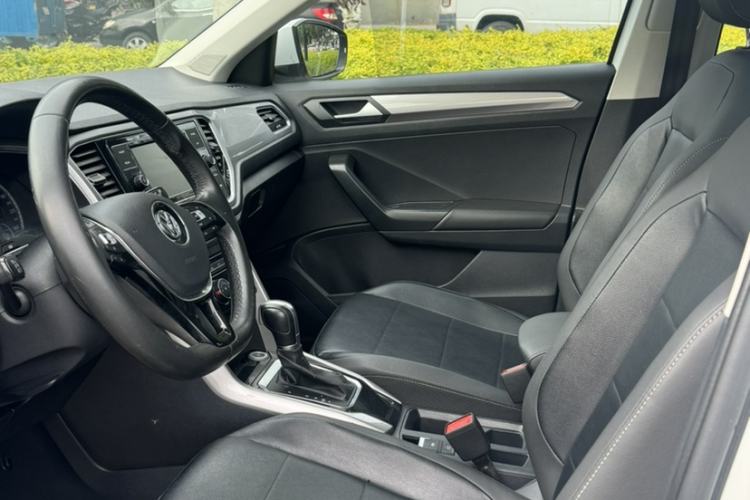 Used Volkswagen T-ROC 2020 230TSI DSG Two-Wheel Drive Advanced Version Interior 6