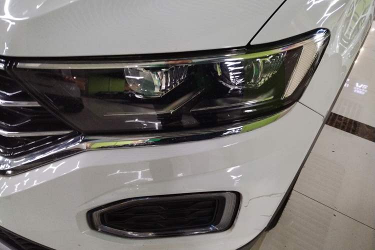 Used Volkswagen T-ROC 2020 280TSI DSG Two-Wheel Drive Comfort Version Left Front Headlight