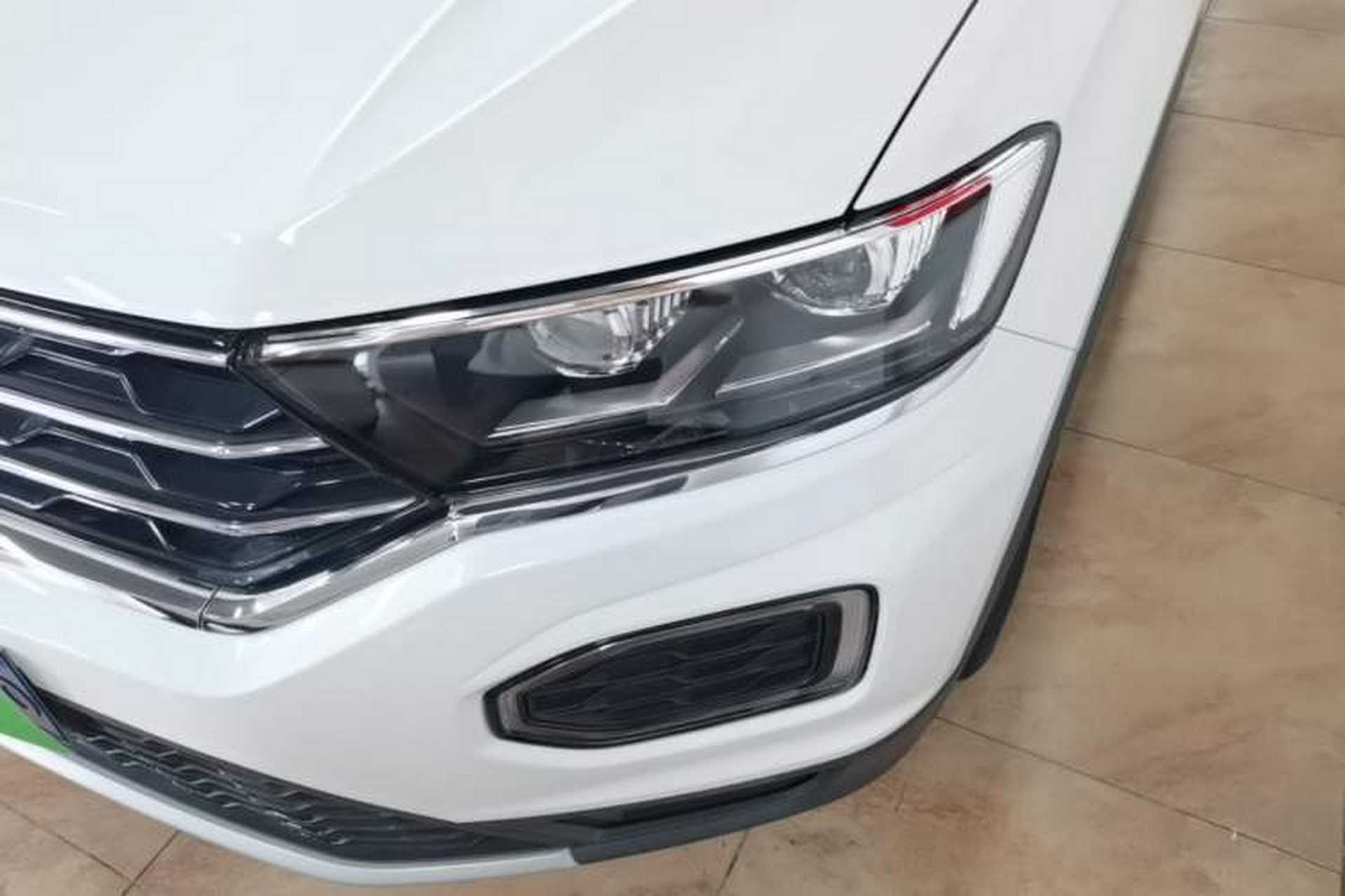 Used Volkswagen T-ROC 2020 230TSI DSG Two-Wheel Drive Advanced Version Left Front Headlight
