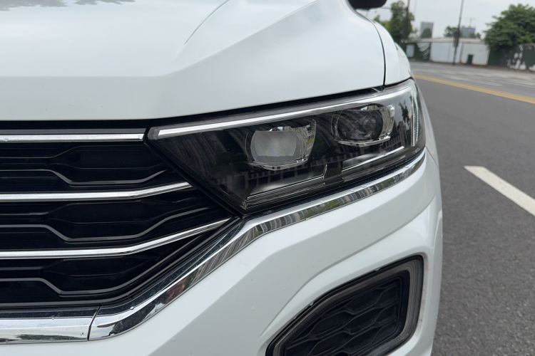Used Volkswagen T-ROC 2020 280TSI DSG Two-Wheel Drive Comfort Version Left Front Headlight