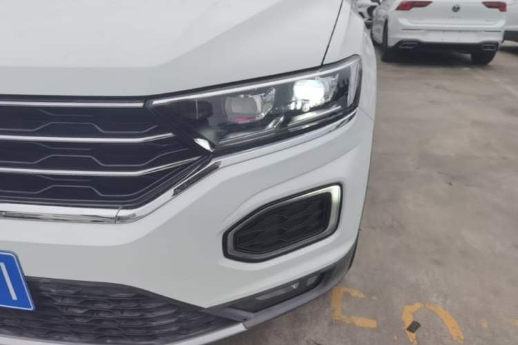 Used Volkswagen T-ROC 2020 230TSI DSG Two-Wheel Drive Advanced Version Left Front Headlight