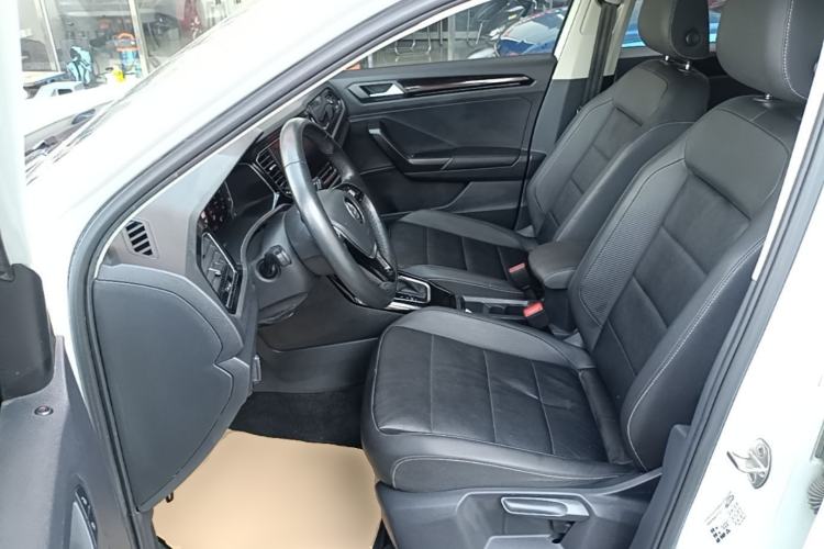 Used Volkswagen T-ROC 2020 280TSI DSG Two-Wheel Drive Comfort Version Left Front Seat