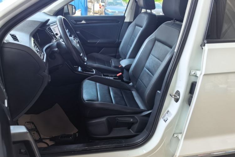 Used Volkswagen T-ROC 2020 280TSI DSG Two-Wheel Drive Comfort Version Left Front Seat
