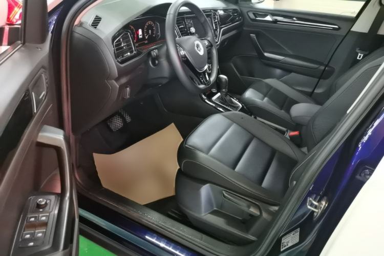 Used Volkswagen T-ROC 2020 280TSI DSG Two-Wheel Drive Comfort Version Left Front Seat