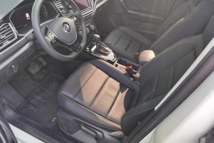 Used Volkswagen T-ROC 2020 280TSI DSG Two-Wheel Drive Comfort Version Left Front Seat