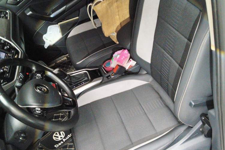 Used Volkswagen T-ROC 2020 230TSI DSG Two-Wheel Drive Advanced Version Left Front Seat