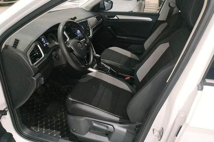 Used Volkswagen T-ROC 2020 230TSI DSG Two-Wheel Drive Advanced Version Left Front Seat
