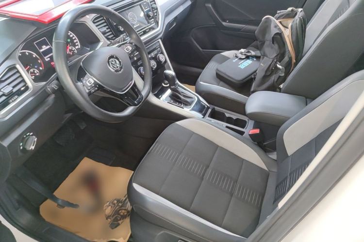 Used Volkswagen T-ROC 2020 230TSI DSG Two-Wheel Drive Advanced Version Left Front Seat