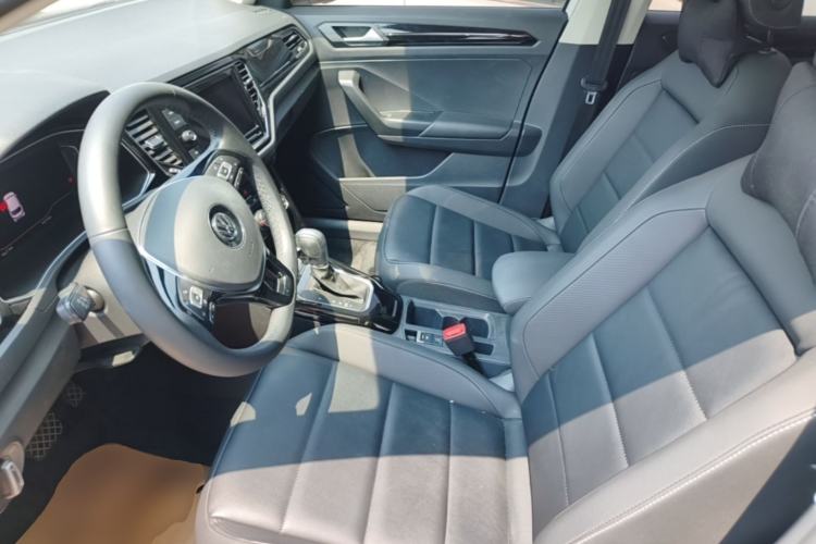 Used Volkswagen T-ROC 2020 280TSI DSG Two-Wheel Drive Comfort Version Left Front Seat