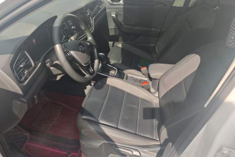 Used Volkswagen T-ROC 2020 280TSI DSG Two-Wheel Drive Comfort Version Left Front Seat