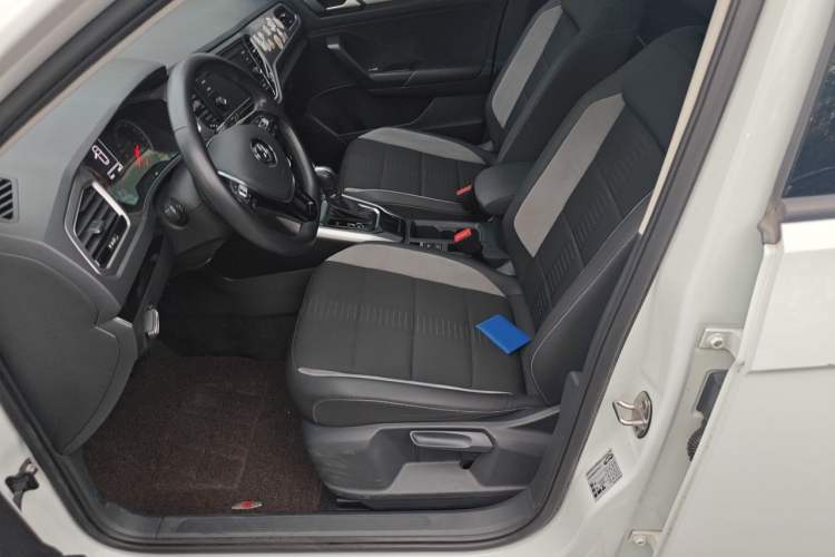 Used Volkswagen T-ROC 2020 280TSI DSG Two-Wheel Drive Advanced Version Left Front Seat