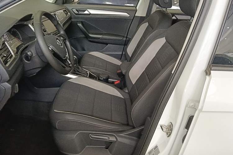 Used Volkswagen T-ROC 2020 230TSI DSG Two-Wheel Drive Advanced Version Left Front Seat
