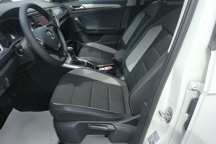 Used Volkswagen T-ROC 2020 230TSI DSG Two-Wheel Drive Advanced Version Left Front Seat