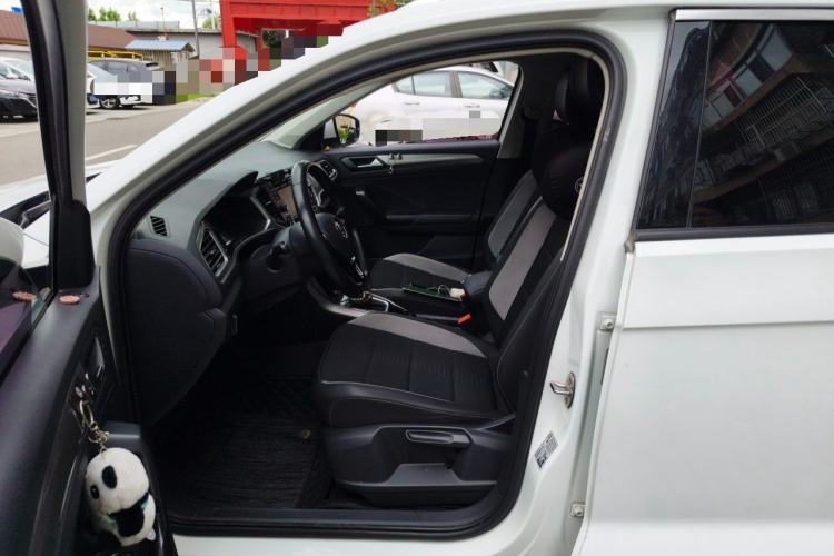 Used Volkswagen T-ROC 2020 230TSI DSG Two-Wheel Drive Advanced Version Left Front Seat