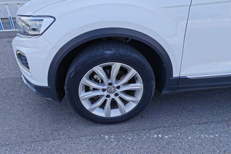 Used Volkswagen T-ROC 2020 230TSI DSG Two-Wheel Drive Advanced Version Left Front Wheel Hub