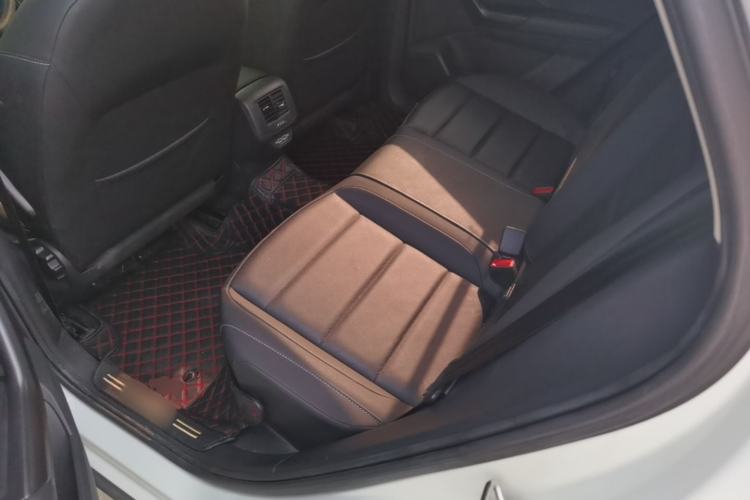 Used Volkswagen T-ROC 2020 280TSI DSG Two-Wheel Drive Comfort Version Left Rear Seat