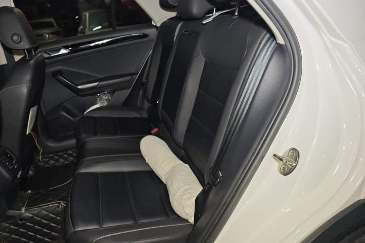 Used Volkswagen T-ROC 2020 280TSI DSG Two-Wheel Drive Comfort Version Left Rear Seat