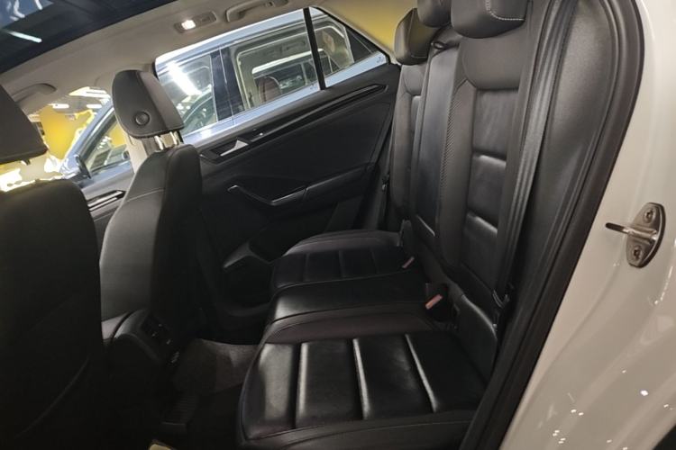 Used Volkswagen T-ROC 2020 280TSI DSG Two-Wheel Drive Comfort Version Left Rear Seat