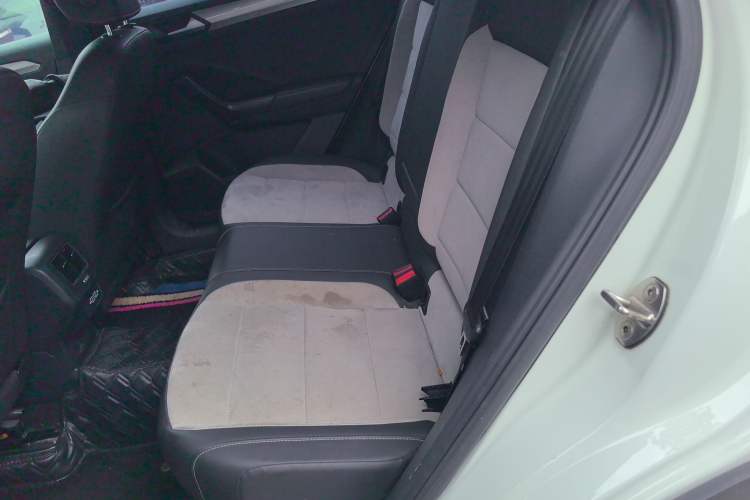 Used Volkswagen T-ROC 2020 280TSI DSG Two-Wheel Drive R-Line Pro Left Rear Seat