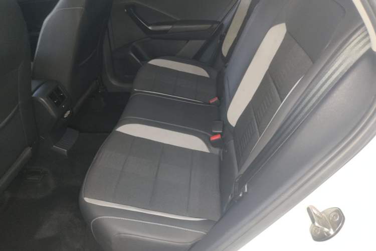 Used Volkswagen T-ROC 2020 280TSI DSG Two-Wheel-Drive Elite Version Left Rear Seat