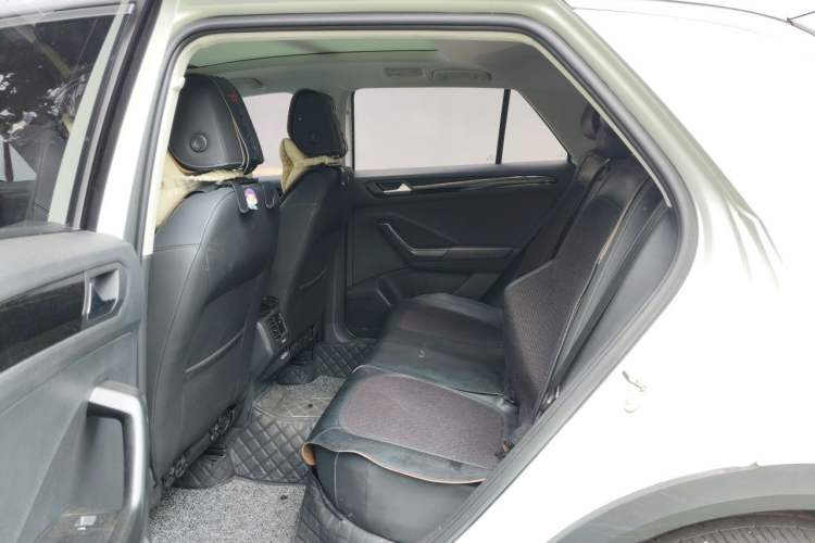 Used Volkswagen T-ROC 2020 280TSI DSG Two-Wheel Drive Comfort Version Left Rear Seat