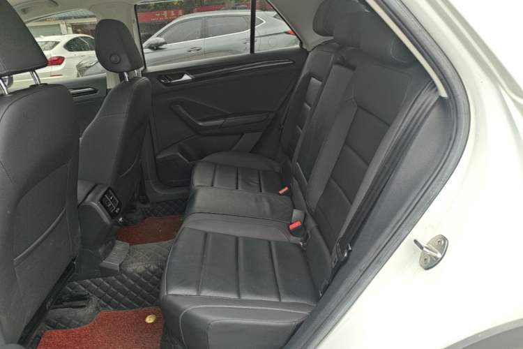 Used Volkswagen T-ROC 2020 280TSI DSG Two-Wheel Drive Comfort Version Left Rear Seat