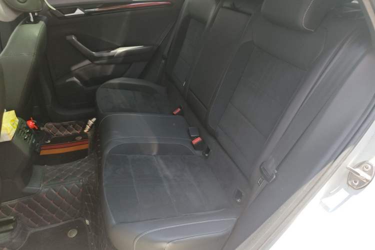 Used Volkswagen T-ROC 2020 280TSI DSG Two-Wheel-Drive Luxury Version Left Rear Seat