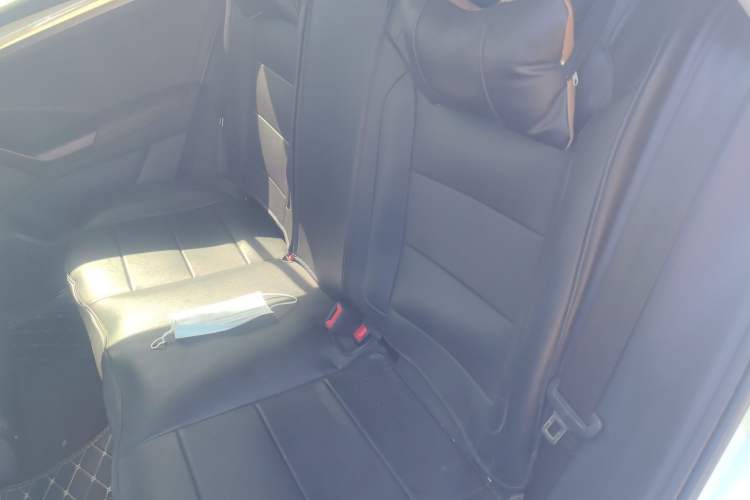 Used Volkswagen T-ROC 2020 280TSI DSG Two-Wheel-Drive Elite Version Left Rear Seat