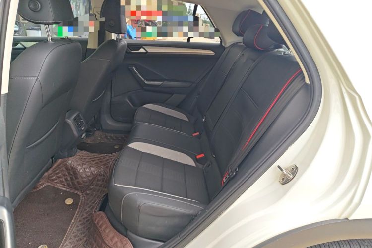 Used Volkswagen T-ROC 2020 280TSI DSG Two-Wheel Drive Advanced Version Left Rear Seat