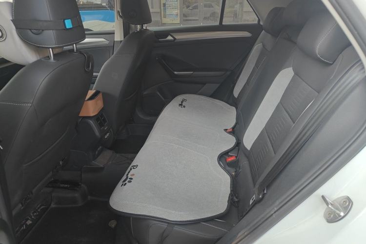 Used Volkswagen T-ROC 2020 230TSI DSG Two-Wheel Drive Advanced Version Left Rear Seat