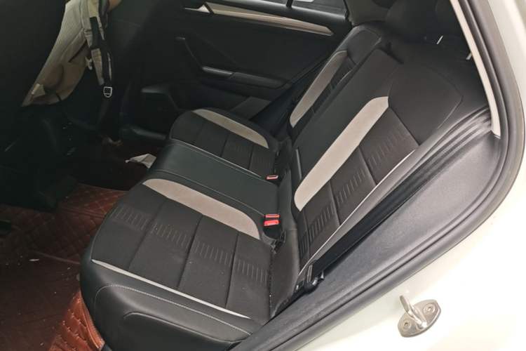 Used Volkswagen T-ROC 2020 280TSI DSG Two-Wheel-Drive Elite Version Left Rear Seat