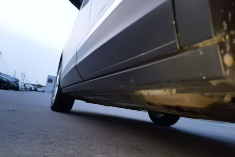 Used Volkswagen T-ROC 2020 230TSI DSG Two-Wheel Drive Advanced Version Left Side Sill