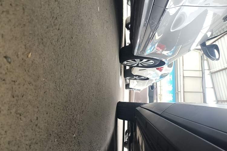 Used Volkswagen T-ROC 2020 280TSI DSG Two-Wheel Drive Comfort Version Left Side Sill