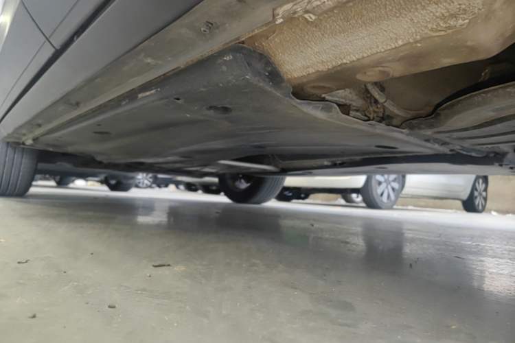Used Volkswagen T-ROC 2020 230TSI DSG Two-Wheel Drive Advanced Version Left Side Sill