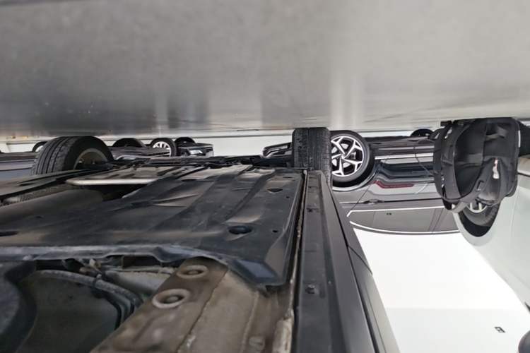 Used Volkswagen T-ROC 2020 280TSI DSG Two-Wheel-Drive Elite Version Left Side Sill