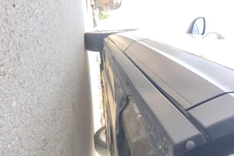 Used Volkswagen T-ROC 2020 230TSI DSG Two-Wheel Drive Advanced Version Left Side Sill