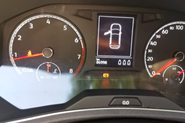 Used Volkswagen T-ROC 2020 230TSI DSG Two-Wheel Drive Advanced Version Odometer Close Up