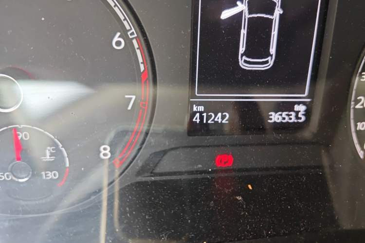 Used Volkswagen T-ROC 2020 230TSI DSG Two-Wheel Drive Advanced Version Odometer Close Up