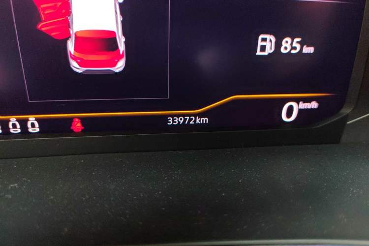 Used Volkswagen T-ROC 2020 280TSI DSG Two-Wheel Drive Comfort Version Odometer Close Up
